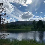 Logwood Hébergement de vacances Luosto